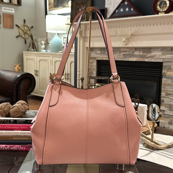 Authentic Michael Kors “Molly” Large Pebble Leather Shoulder Tote in Smokey Rose - Picture 3 of 16